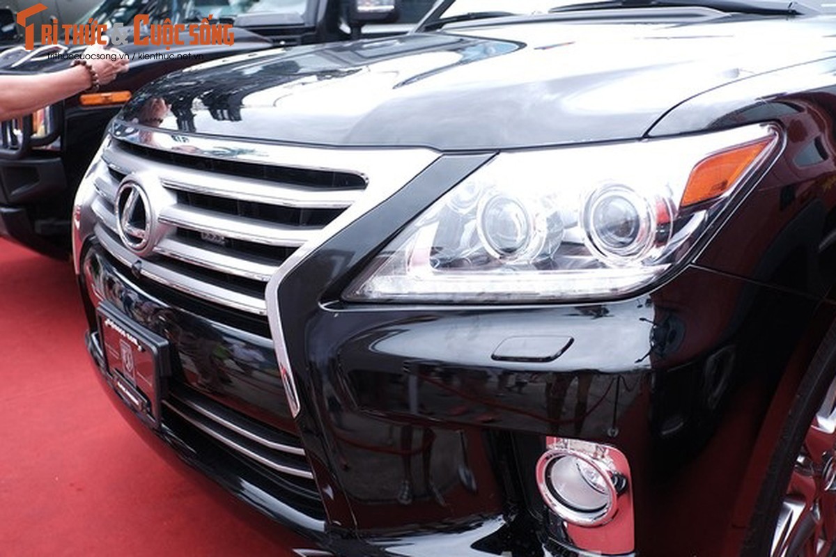 Can canh Lexus LX570 boc thep cua Cong An Viet Nam-Hinh-4